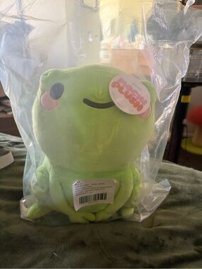 Smoko Frankie Frog Mochi Plush in plastic and NWT